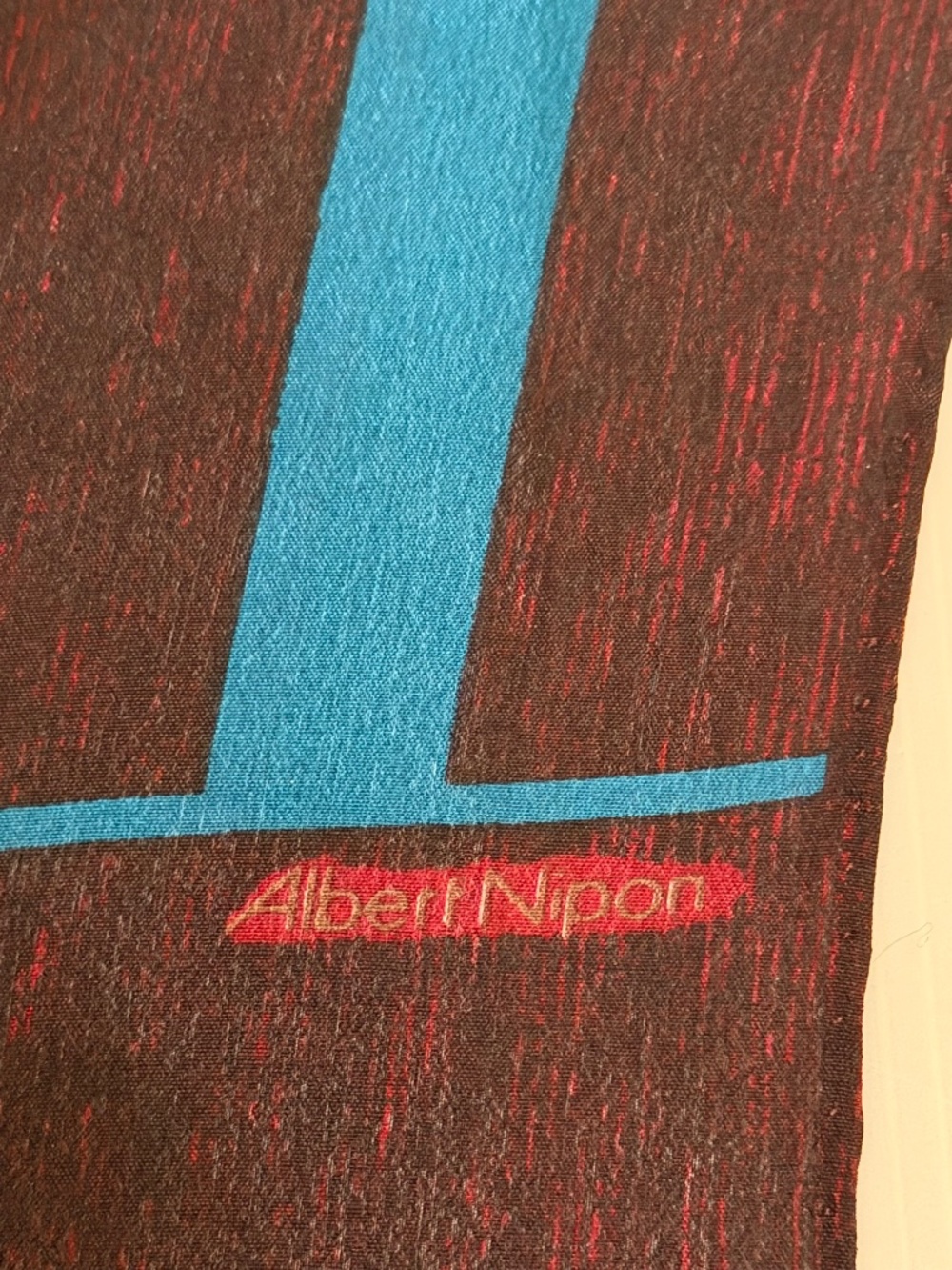 Albert Nipon Vintage Scarf 100% Silk. Made in Japan - Picture 8 of 8